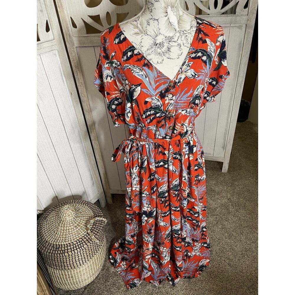 LOFT Women's Short-Sleeve V Neck Size 12 Orange Red Printed Floral & Belt